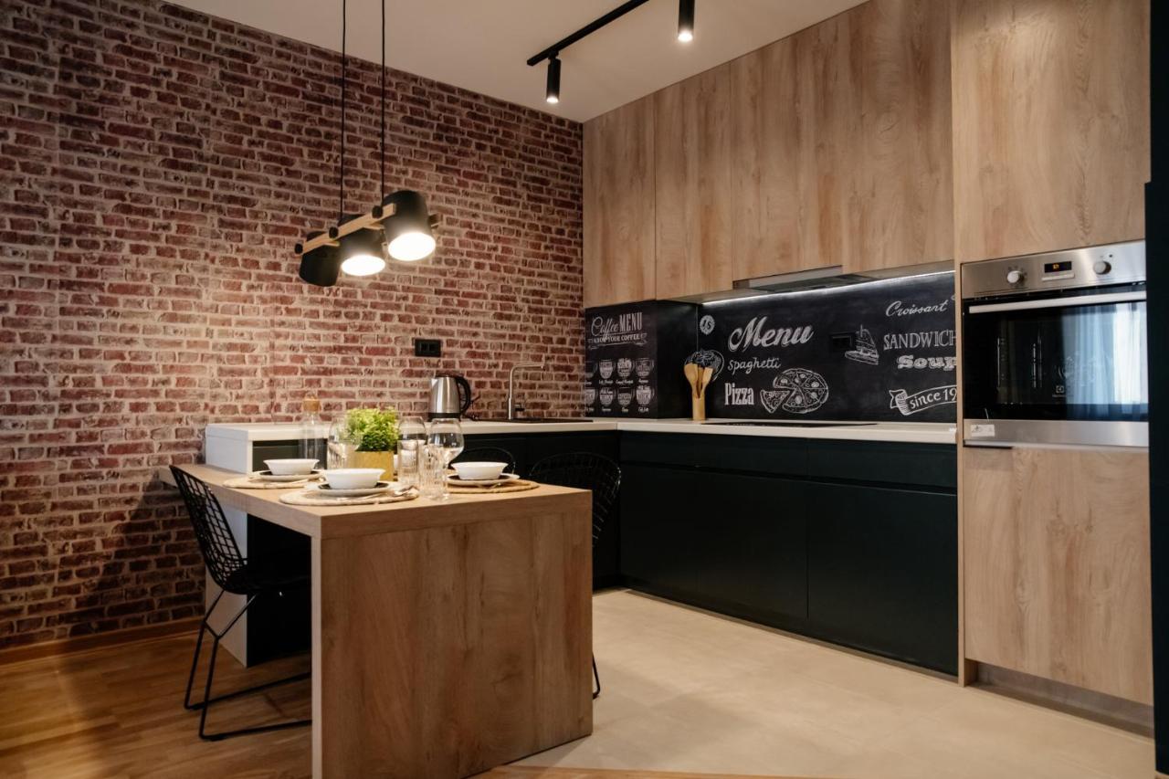 Comfortable Apartment At City Quart Подгорица Екстериор снимка