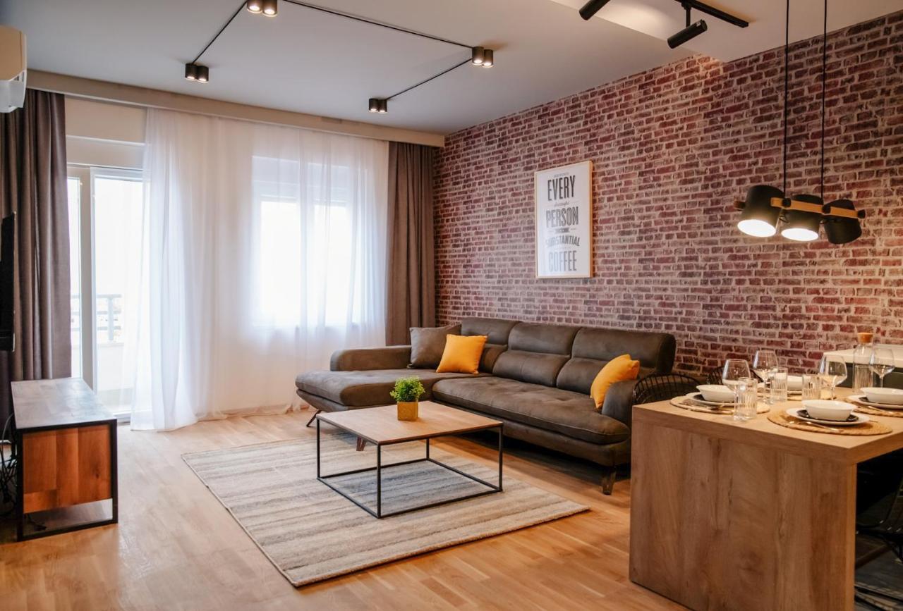 Comfortable Apartment At City Quart Подгорица Екстериор снимка